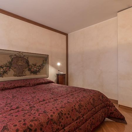 La Fenice Double Canal View Venesia Bagian luar foto